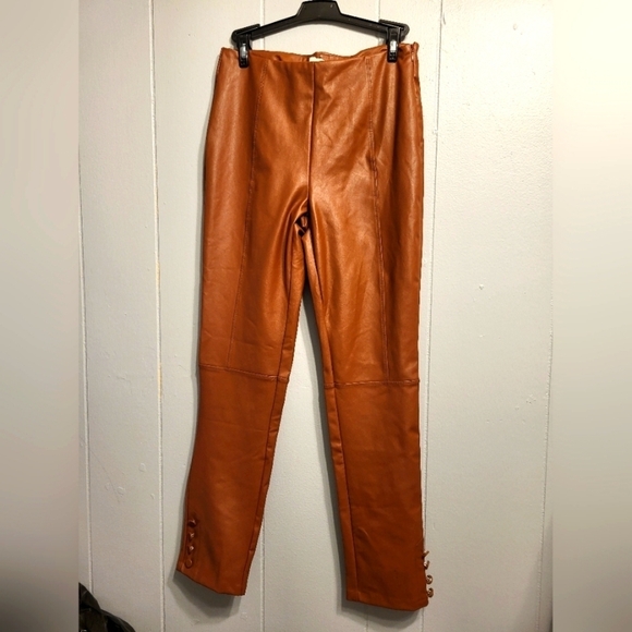 Versona NWT Faux Leather pants camel, size small - Picture 2 of 12